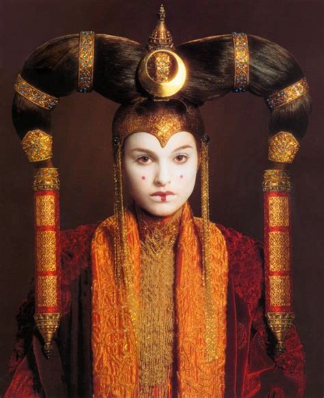 Young Natalie Portman As Queen Amidala In Star Wars Episode I The