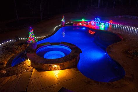 Make holidays magical, throw the best events Christmas Pool Party 101: How To Throw The Perfect Winter ...