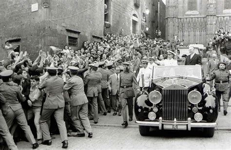 Una Historia De La Policía Nacional Franco En Barcelona 1970