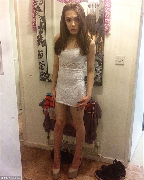 Transgender Teen Plans £60k Worth Of Procedures On The Nhs Daily Mail