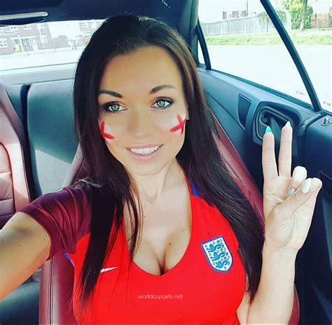 100 photos of hot girls fans in world cup 2018