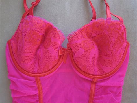 Victoria S Secret Sexy Little Things Valentine S Day Pink Teddy 34b Bra Lingerie Ebay