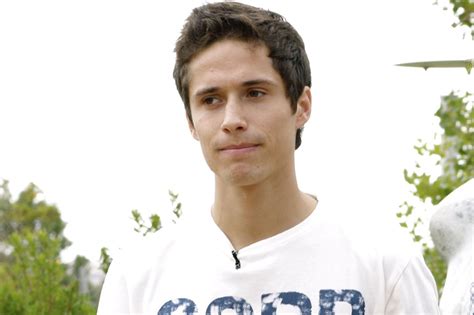 If you like paulo sousa, you may also like: João Paulo Sousa: Se o Mundo acabasse amanhã fazia ...