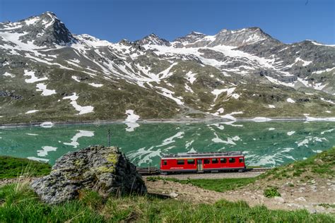 Vom Bernina Pass Zur Alpe Grüm Wanderung