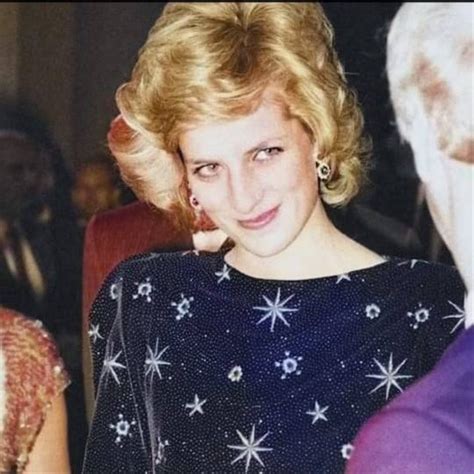 Gaun Lawas Putri Diana Terjual Rp 17 M Pecahkan Rekor Jadi Yang Termahal