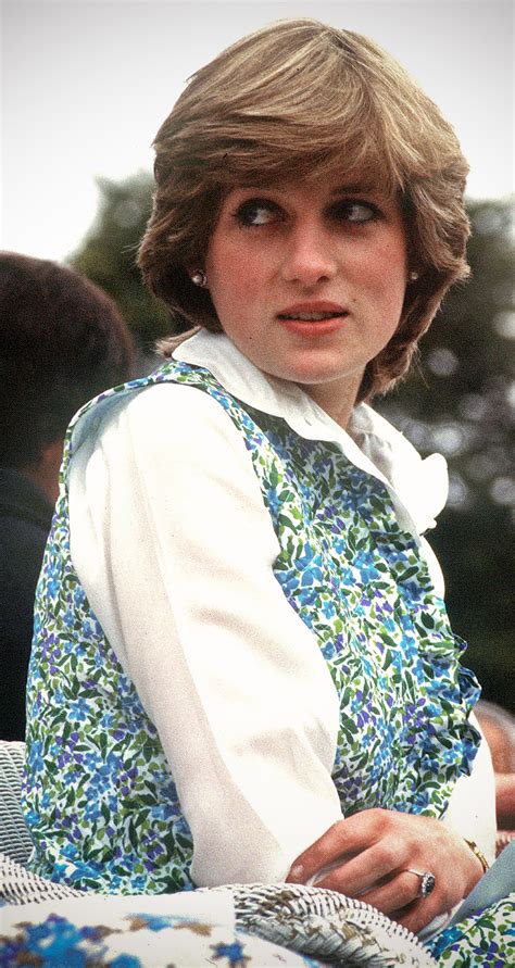 She received the style lady diana spencer in 1975, when her father inherited his earldom. The Surprising Story Behind Princess Diana's Iconic Haircut