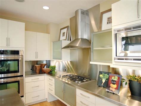 20 Stainless Steel Kitchen Backsplashes Hgtv