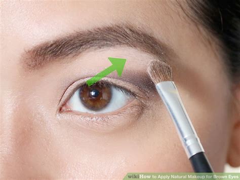 How To Apply Natural Makeup For Brown Eyes 10 Steps
