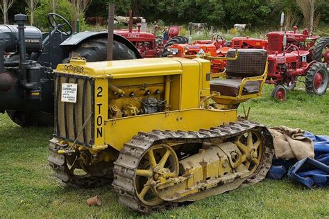 Caterpillar Model Two Ton Made In 1920s Heavy Equipment Tractors