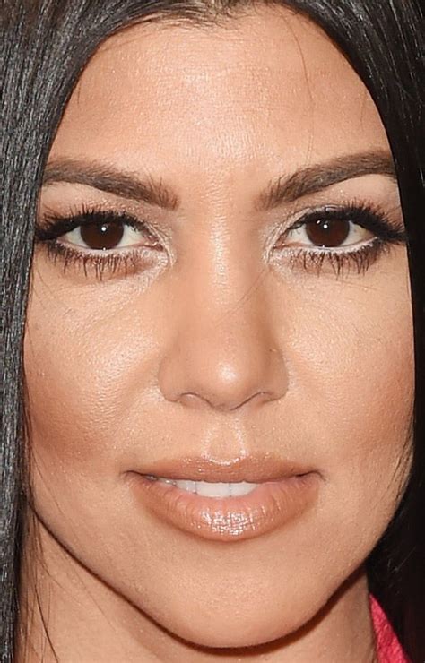 Close Up Of Kourtney Kardashian At The Mtv Video Music Awards