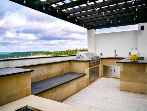 Outdoor Kitchens The Best Countertop Material For Outdoor Spaces Aaa