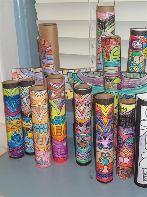 Being the bottom of the totem pole is the straightest position, whereas the top is the gayest. Totem Poles = Social Studies, Art and Math | Ms. Nurani