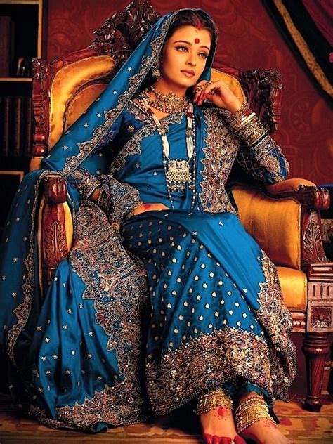 Beautiful actress aishwarya rai born on november 1, 1973. Home is now behind... the world is ahead. | Bollywood ...