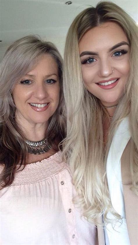 Look A Like Mum And Daughter Graduate From University On Same Day And Its Hard To Tell Whos