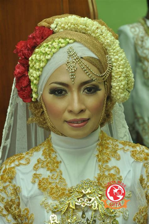 Check spelling or type a new query. Modifikasi Rias Pengantin Muslim Jakarta