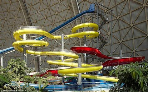 Aircraft Hangar In Germany Is Home To Europe S Biggest Water Park