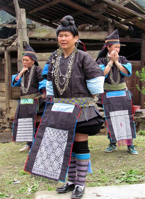 Miao, Liangwang Style, Rongjiang County, Guizhou, China | Hmong clothes ...