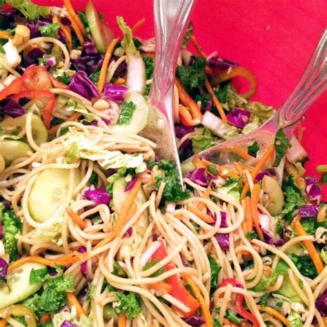 Pioneer woman vegetarian stir fry : Sunday Supper {Asian Noodle Salad} | Asian noodle salad ...
