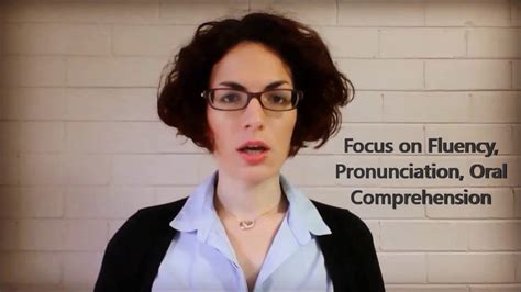 Meaning of saraf for the defined word. Sara - Italian & English Language Tutor - YouTube