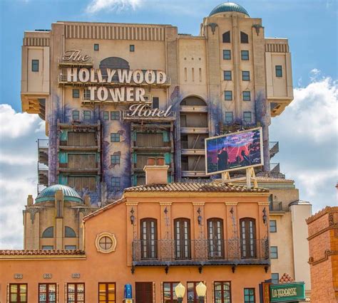 The Twillight Zone Tower Of Terror Thrill Ride Im Disneyland