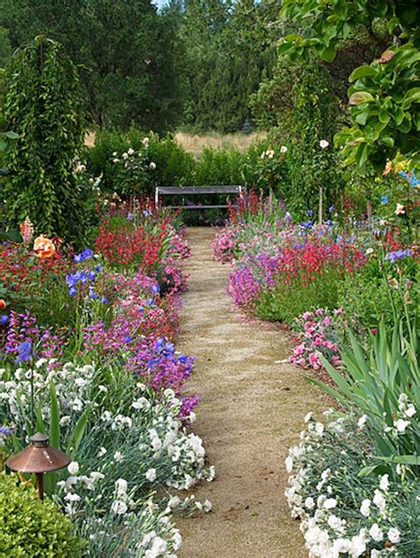 Country Garden Ideas 20 Ways With Planting And Landscaping