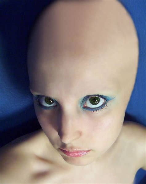 Alien Girl By Auroraskye In 2020 Shaved Hair Women Alien Girl Shave