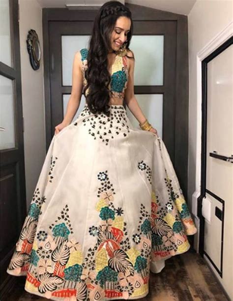 Shraddha Kapoor Looks Like A Dream In Ethnic Ensembles Heres Proof