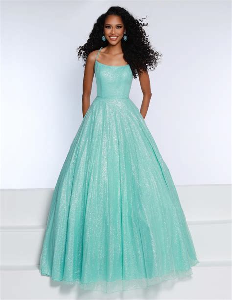 2cute by j michaels 20151 mb prom and special occasion greensburg pa prom dresses sherri