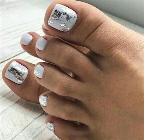 30 Toe Nail Art Designs To Keep Up With Trends Femalinea Toe Nail