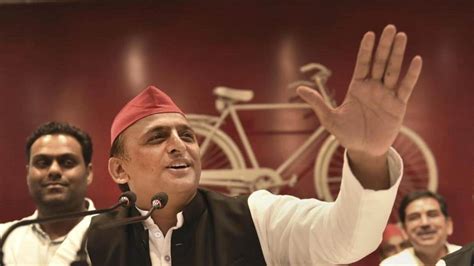 samajwadi party claims akhilesh yadav s helicopter denied permission to land reschedules his