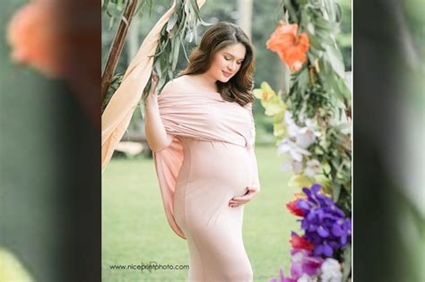 Look Pregnant Pauleen Luna Looks Glowing In Pictorial Abs Cbn News