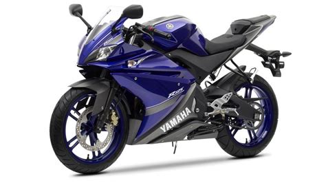 In this version sold from year 2016 , the dry weight is and it is equipped with a single cylinder. YAMAHA YZF-R125 specs - 2012, 2013, 2014, 2015, 2016, 2017 ...