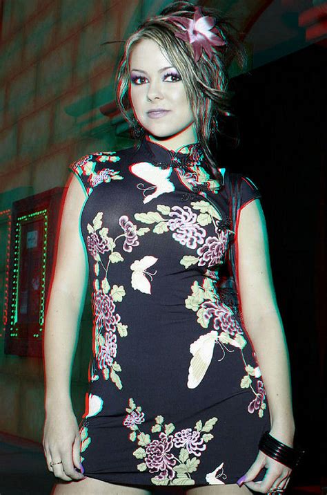 Julia Bond In Oriental Style Dress Anaglyph A Big Thanks Flickr