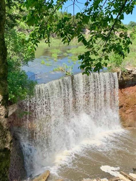 Explore The 10 Breathtaking Waterfalls In Kansas Az Animals