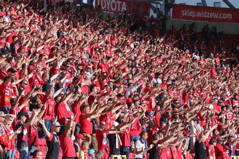 Łodzianie nie wykorzystali dwóch dobrych sytuacji. Puszcza - Widzew NA ŻYWO. Zapraszamy na mecz Puszcza ...