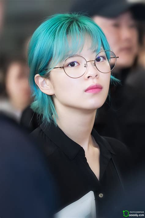 And fellow korean male entertainer, bts's jimin: Literally Just 60 Photos Of TWICE Jeongyeon's Bright Blue Hair
