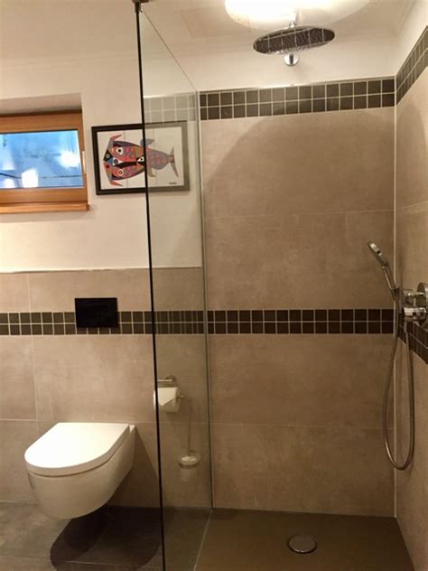 Badezimmer halbhoch fliesen google suche badezimmer badezimmer. Badezimmer Halbhoch Gefliest Mit Bordüre - Sie suchen nach ...