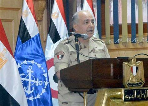 شغل سابقاً منصب رئيس أركان حرب القوات المسلحة المصرية ونائب رئيس المجلس الأعلى للقوات المسلحة ، وشغل قبله. رئيس الأركان يلتقى قائد القوات البرية للقيادة المركزية ...