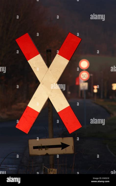 Railway Crossing Sign Stock Photo Alamy