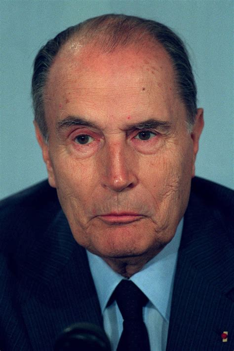 François mitterrand retweeted emmanuel macron. François Mitterrand : un cancer de la prostate