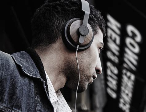 The most significant aspect to consider when obtaining a set of bluetooth headphones is how. 15 Best Cheap Over-Ear Headphones Under $50 In 2019 ...