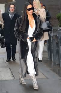 Kim Kardashian In Black Fur Coat Gotceleb