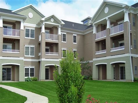 Our community provides you with an inviting atmosphere that is close to shopping, dining, and entertainment. Greenwood Cove Apartments - Rochester, NY | Apartment Finder