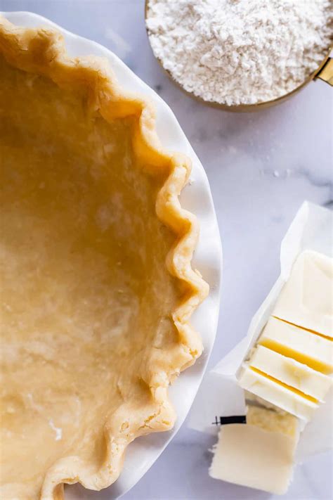 How To Make Flaky Pie Crust Step By Step Photos The Food Charlatan My