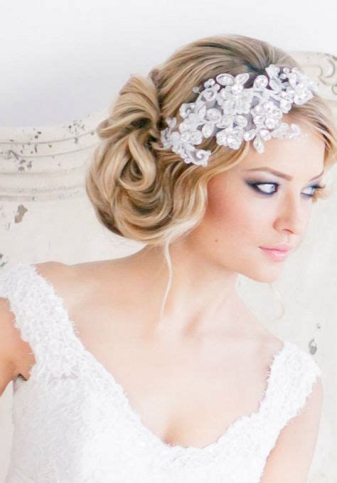 35 Elegant Wedding Hairstyles For Medium Hair Hottest