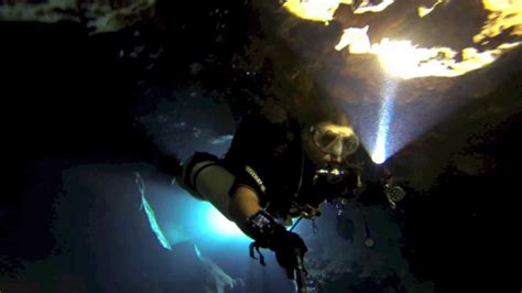 Gopro Hero 3 Black Edition Low Light Sample In Hd Cave Diving Youtube