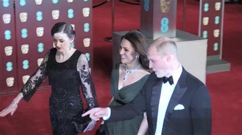 Baftas 2018 Kate Middletons Dress Sparks Controversy The Courier Mail