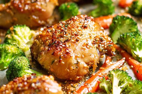 These simple dinner ideas are guaranteed winners! Honey Garlic Chicken and Veggies Recipe — Eatwell101