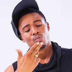 @officialalikiba facebook 'aje' is alikiba's 1st smash hit release through his worldwide exclusive partnerships with his record label sony music. Alikiba - Bio, Family, Trivia | Famous Birthdays