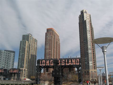 Here’s the list of Queens neighborhoods with the most expensive housing
